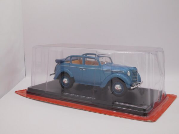 Moskvič 400-420 A - Hachette