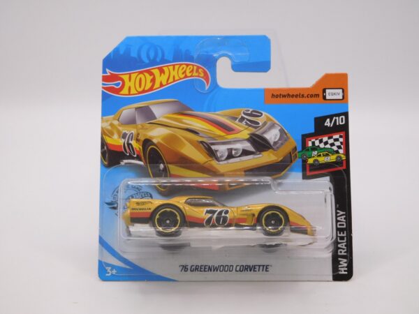 ´76 Chevrolet Corvette Greenwood zlatá