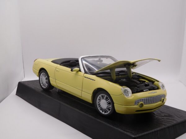 Ford Thunderbird Show Car