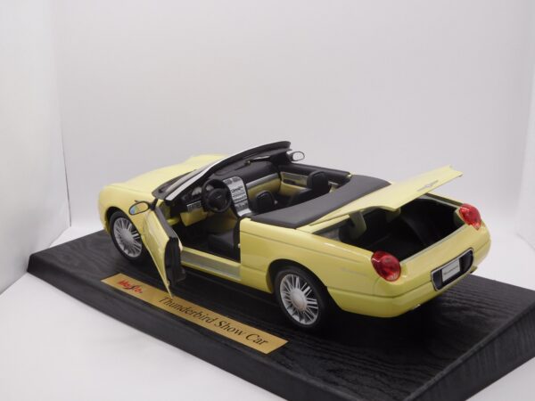 Ford Thunderbird Show Car