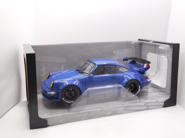 Porsche RWB Champagne