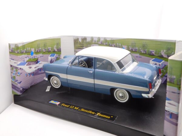 Ford 12 M "Streifen-Taunus" (MH3)