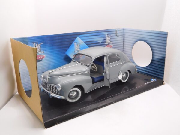 1954 Peugeot 203 (MH3)