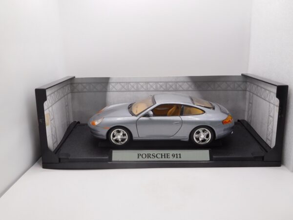 Porsche 911 (MH3)