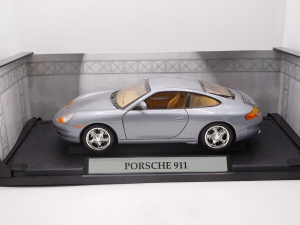 Porsche 911 (MH3)