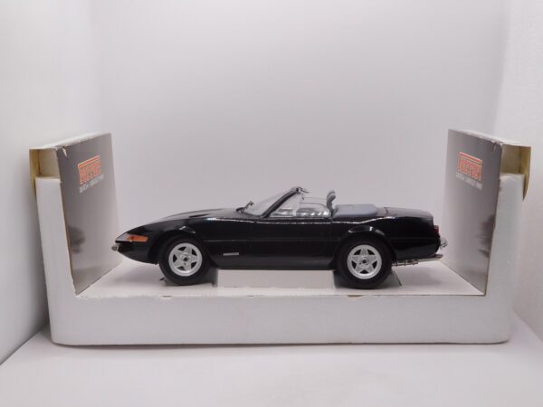 Ferrari 365 GTS/4 Daytona (1969)