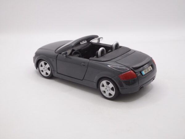 Audi TT Roadster