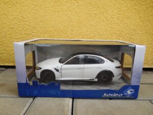 Alfa Romeo Giulia GTA